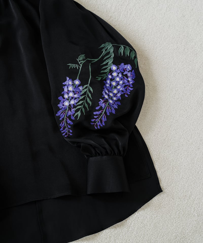 iCONOLOGY 花を着るブラウス　鈴蘭 iCONOLOGY イコノロジー 花を着るブラウス 鈴蘭 ブラック 2 001