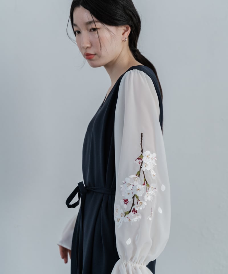 花を着るワンピース#02【桜】-navy- | iCONOLOGY