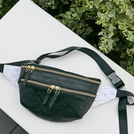 ⭐︎ハクさま専用⭐︎SEAL トラベルサコッシュウォレット　ネイビー SA-CHE ONLINE STORE