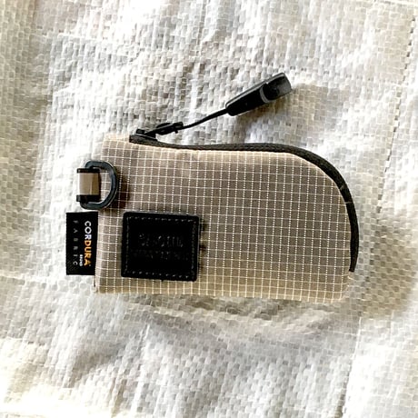 SA-CHE コーデュラ® スペクトラ™ リップ  アウトドア UL ミニウォレット