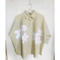 サバンナ オーバーサイズシャツ ベージュ（フラワー プリント）