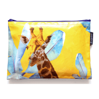 サファリポーチ (M)Radiant Giraffe