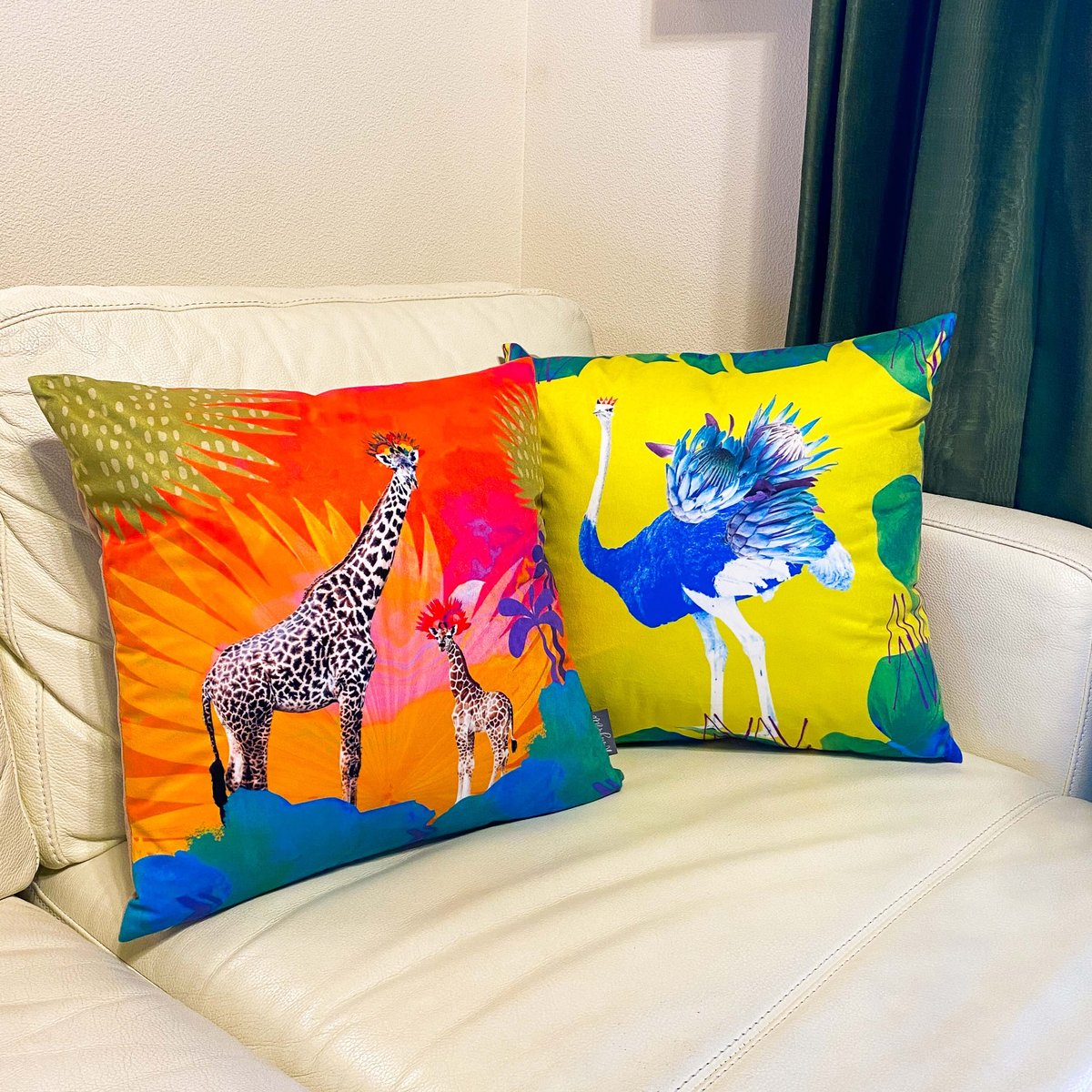 エクスプローラークッションカバー Rainbow Giraffe | Kangarui