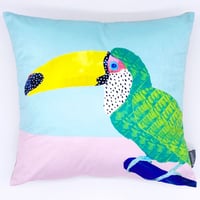 エクスプローラークッションカバー　Chilling Toucan