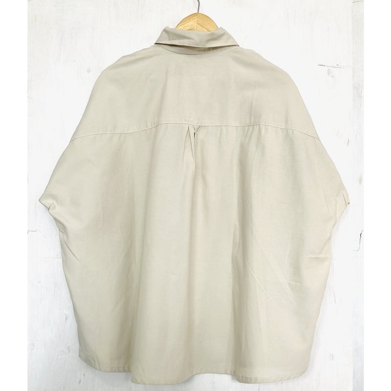 hannahオーダーページ♡ サバンナ オーバーサイズシャツ ベージュ（白チーター プリント