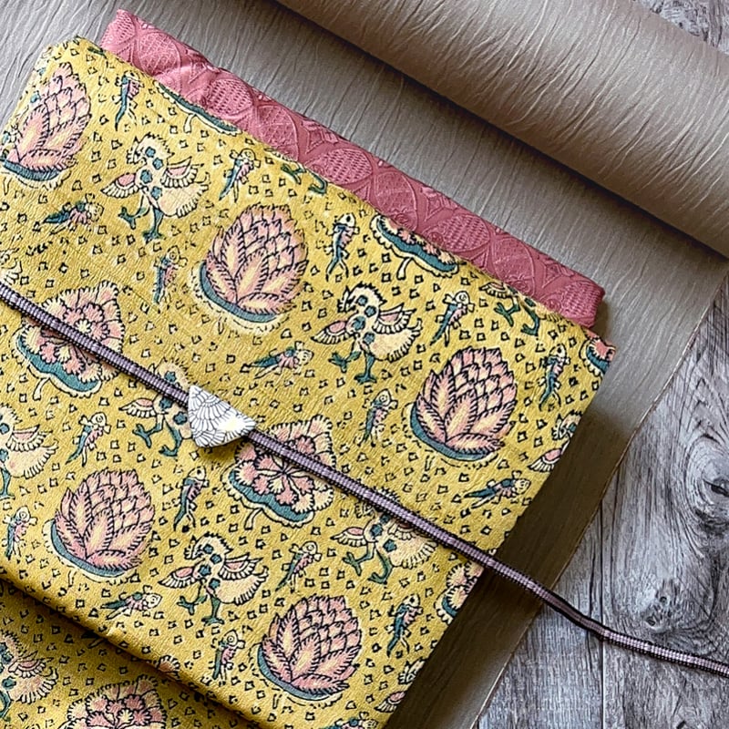 ギャラリー凛】名古屋帯「ニワトリとお魚の更紗“天空の寺院 