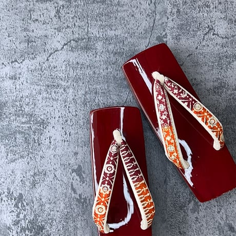 KIMONO CLOSET by Nayuko Ogura