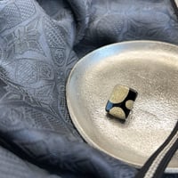 【ともゑ工房】帯留 「月鏡」スクエア