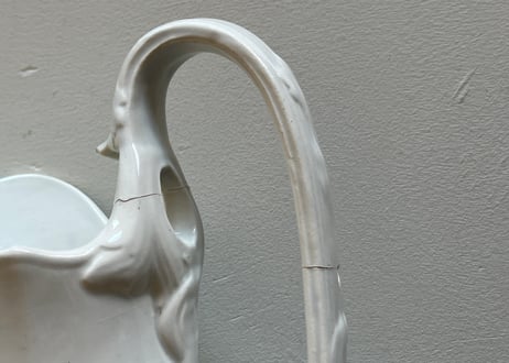 ボルドー窯 Veillard 大きな白いピシェ ブロ 高さ34cm〖202501-11〗