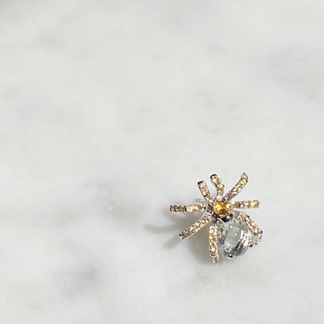 スパイダーピアス