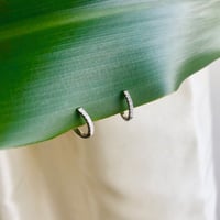 ミニフープピアス（ホワイトゴールド）