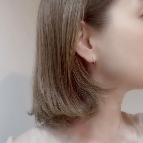 ミニフープピアス（ホワイトゴールド）
