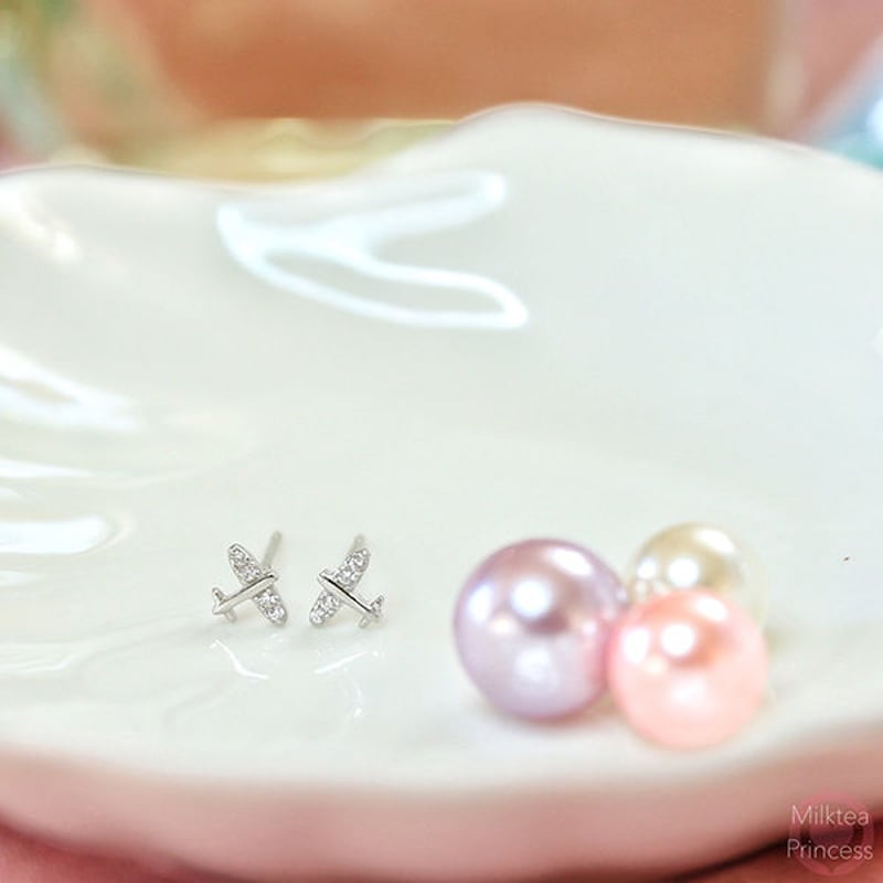 ジルコニアミニ飛行機ピアス [mp057] | Milktea Princess