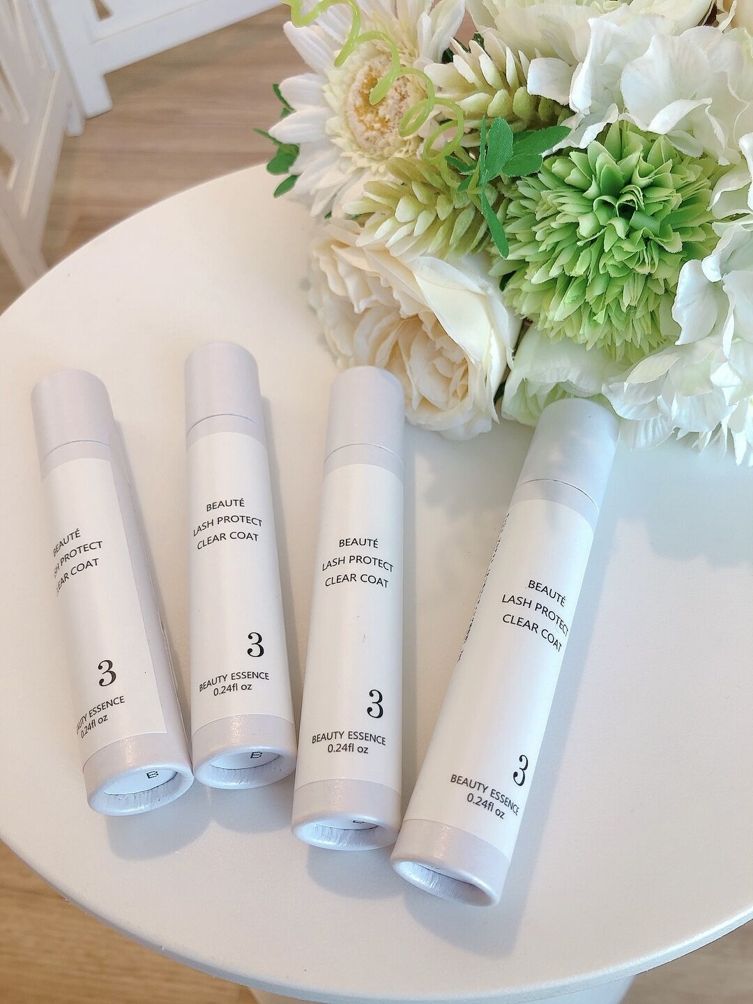 ヒト幹細胞配合・まつ毛コーティング美容液 | MOCOE STORES