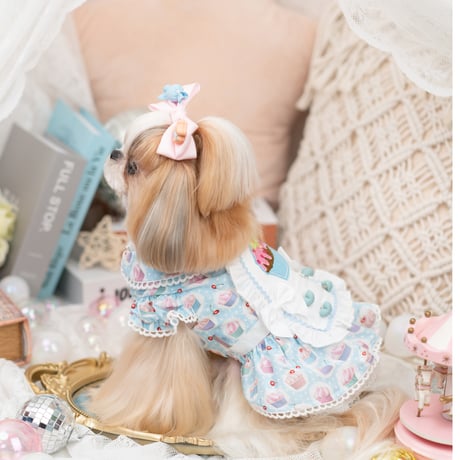 メイドカップケーキ