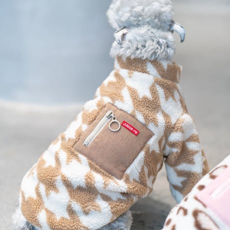 ジップアップパーカー
