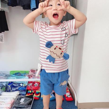 SALE 韓国子供服 ボーダー柄人形胸付き セットアップ
