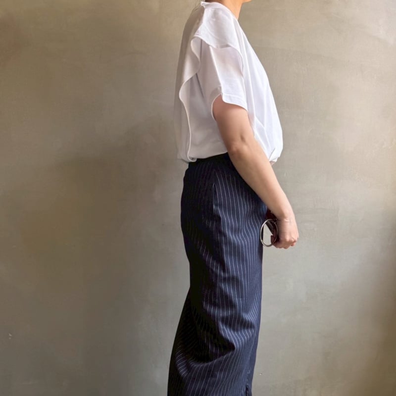 Side frill T-shirt【ハモミシノオトナフク】 | hamomisi