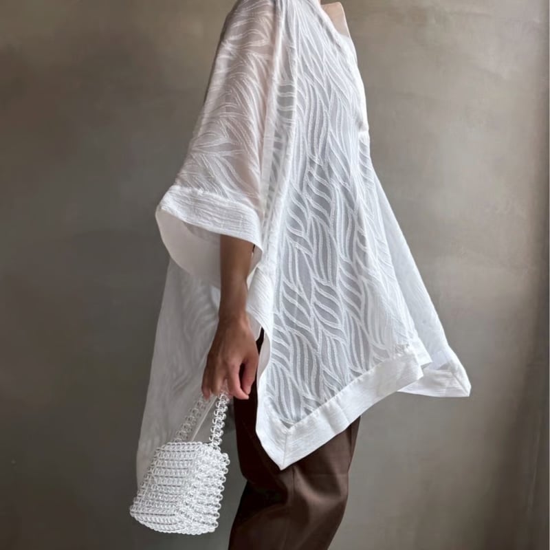 Sheer Jacquard Poncho 【ハモミシノオトナフク】 | hamomisi
