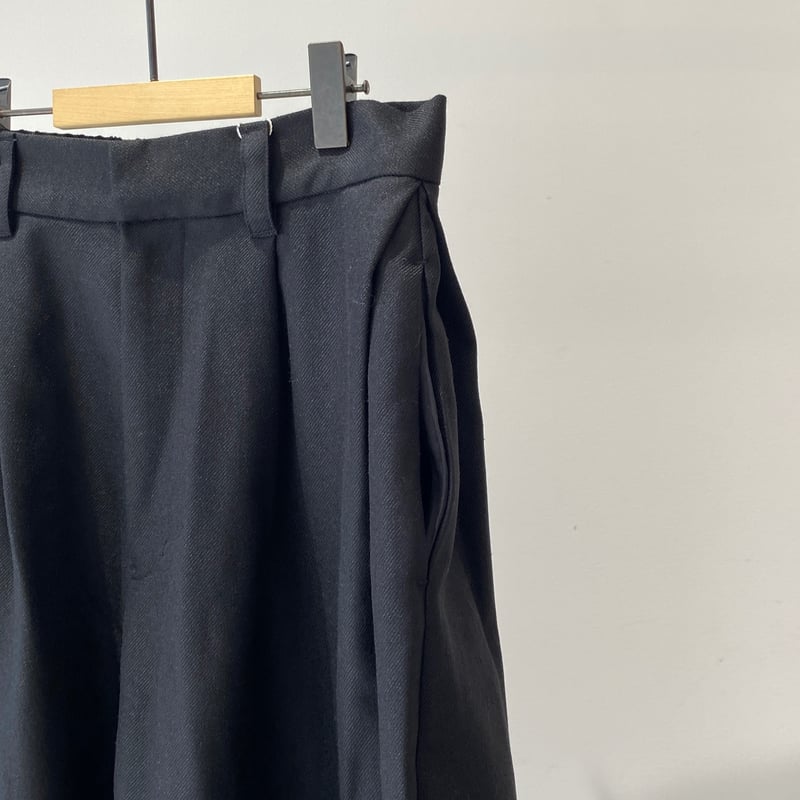 【くるみページ】 XTFTP08J2 ミディアムフェザー クーリング ワイドパンツ