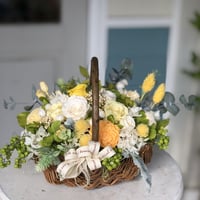 元気色の花かご