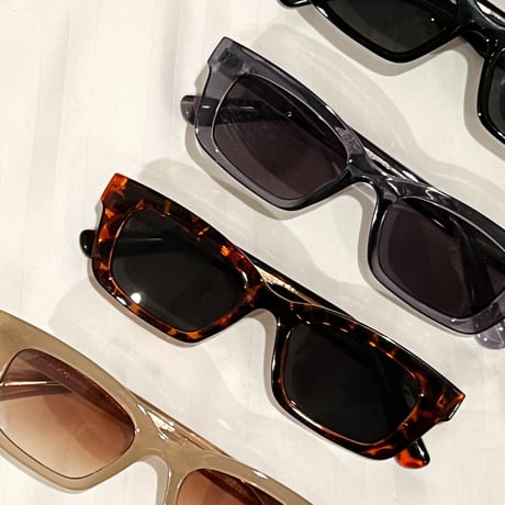 ｟一部即納｠holiday sunglasses
