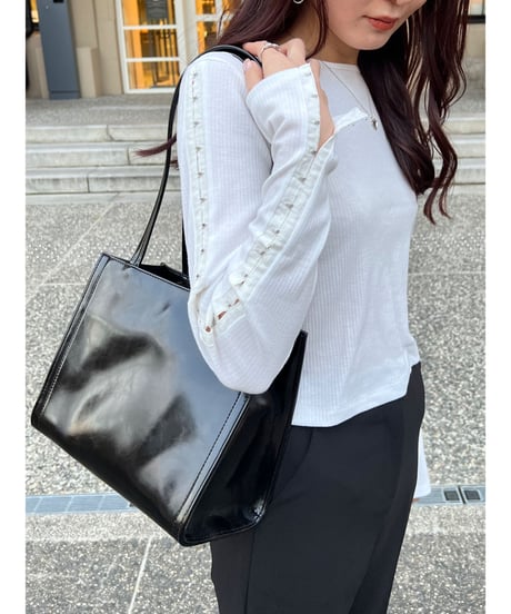 simple shoulder bag