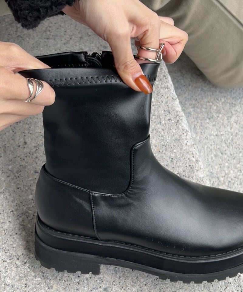 stretch minimal short boots | LAZY AND EASY 