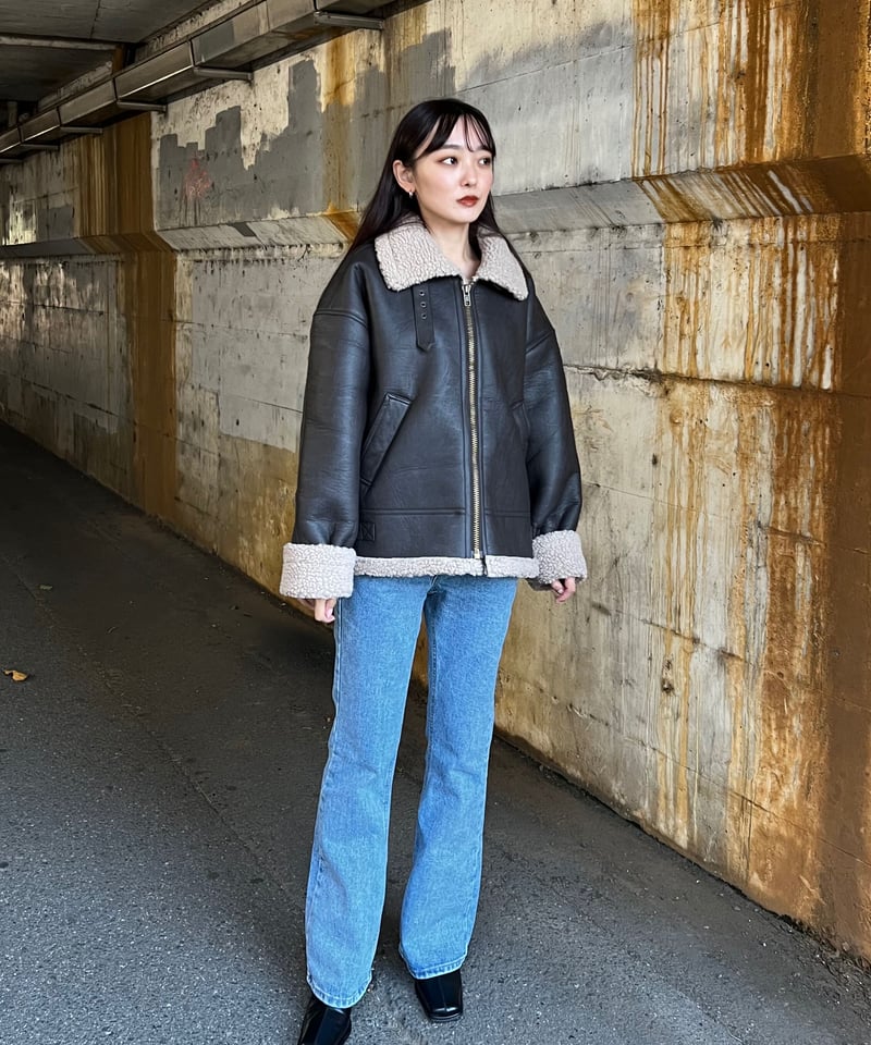 oversize mustang | LAZY AND EASY