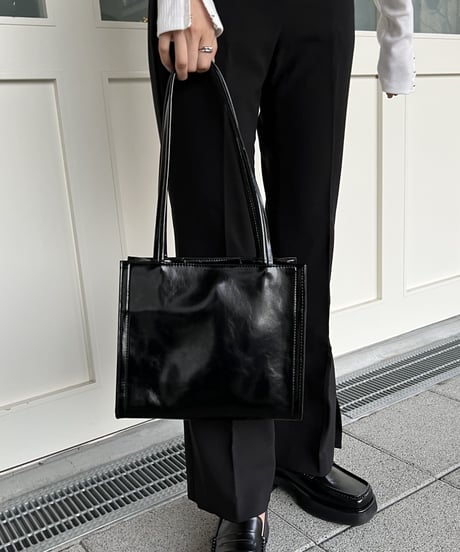 simple shoulder bag
