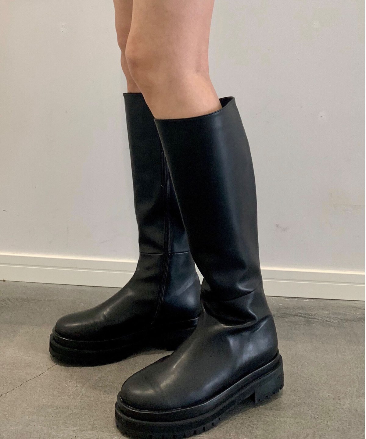 volume long boots | LAZY AND EASY