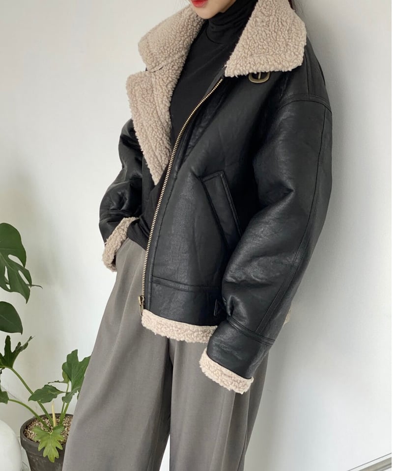 oversize mustang | LAZY AND EASY