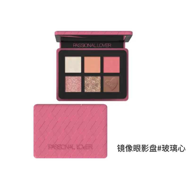 Passional Lover × NANA Mirror Eyeshadow Palette Passional Lover × NANA Mirror Eyeshadow Palette