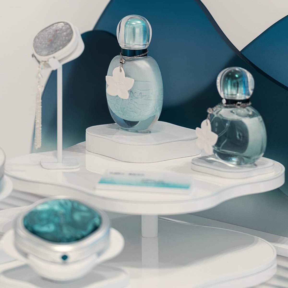 【SALE】【美品】【レア】花西子 コスメ限定11点セット 花西子 