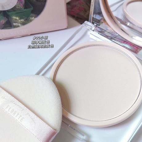 Flortte "Nice to meet Chu♡!" Pressed Powder (初吻系列)
