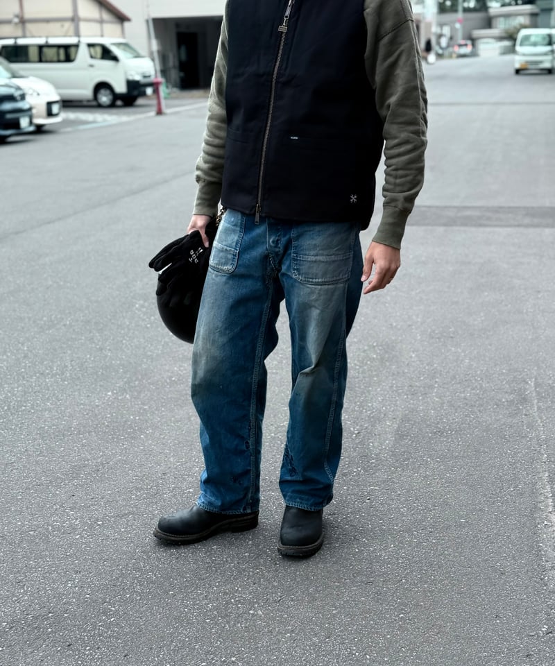 BLUCO V NECK DUCK VEST BLACK | STYLE FACTORY & CO.