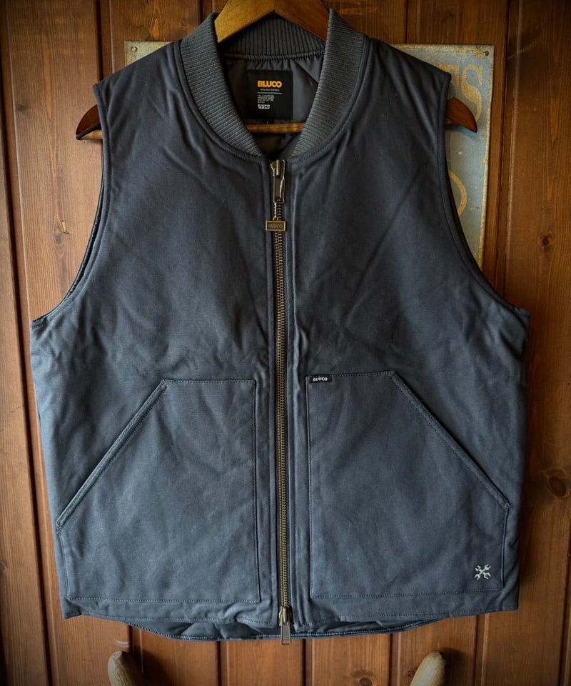 BLUCO RIB COLLAR DUCK VEST CHARCOAL | STYLE FAC