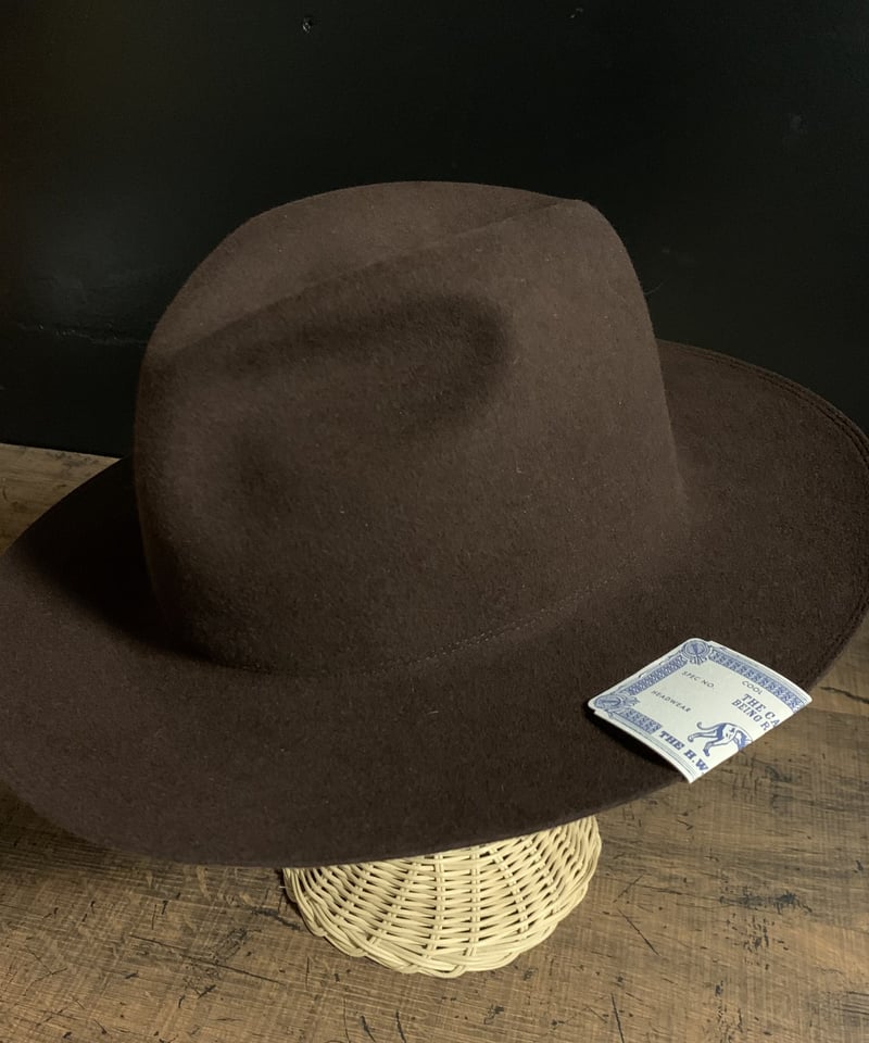 THE H.W DOG &CO. TRAVELERS RABBITE | STYLE FACT
