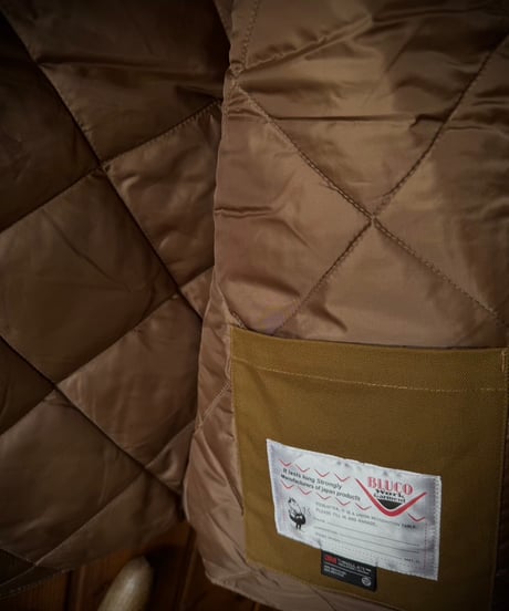 BLUCO V NECK DUCK VEST BROWN