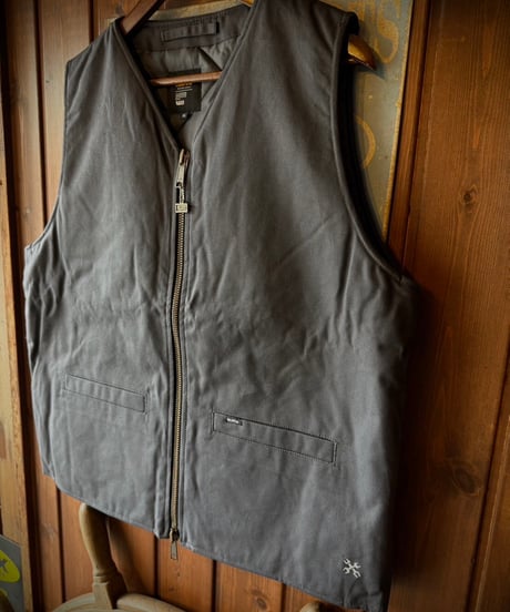 BLUCO V NECK DUCK VEST CHARCOAL