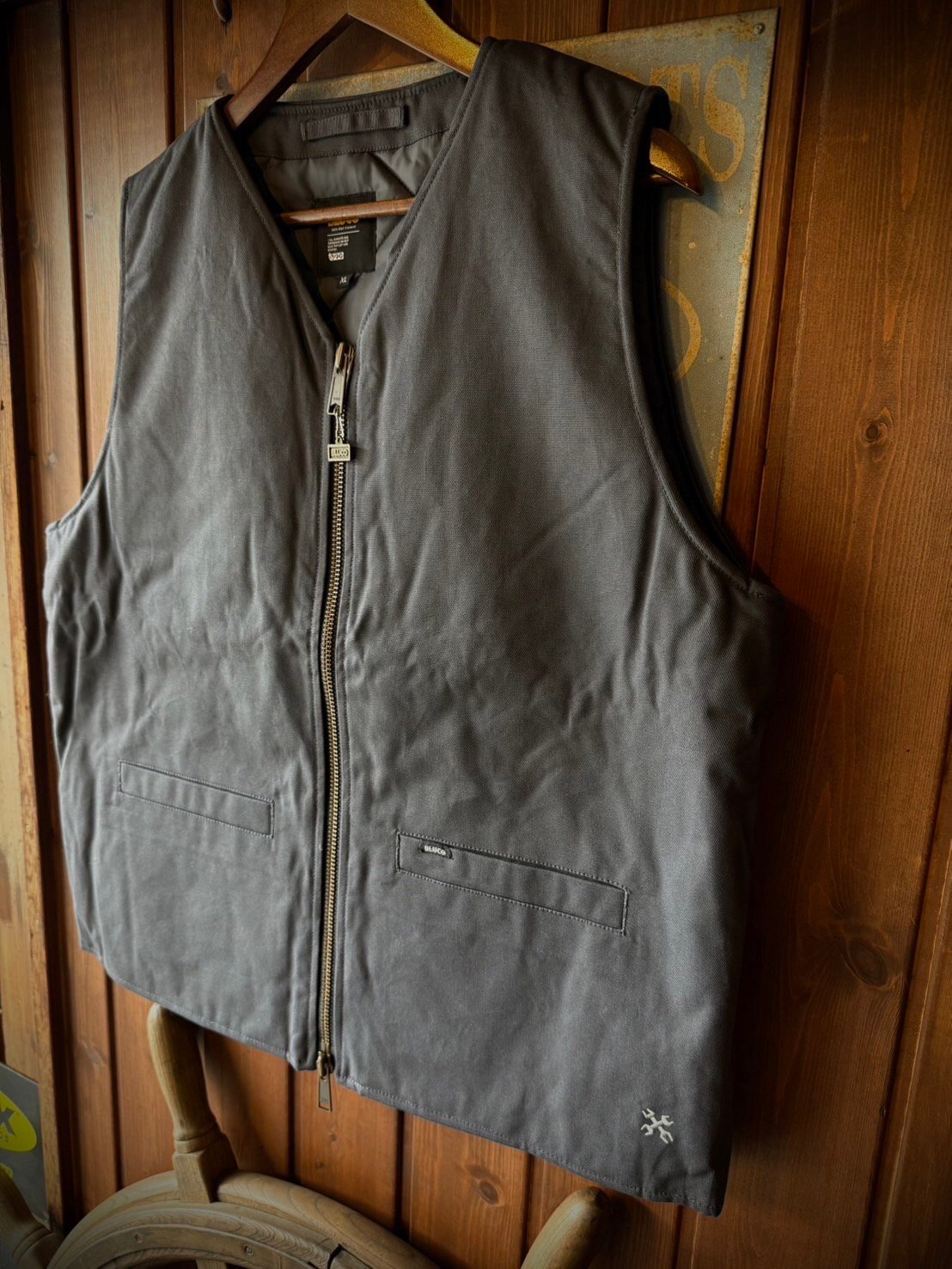 BLUCO V NECK DUCK VEST CHARCOAL | STYLE FACTORY