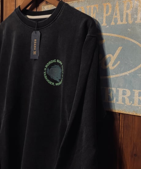 “SURF CULT” CREW SWEAT COLOR: BLACK