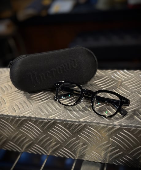 UNCROWD MODEL -LANGLEY- PHOTOCHROMIC BLACK-P.GRAY