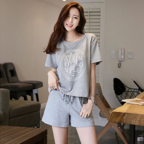 新品　M 定価13,200円　体圧分散　Wガーゼ　パジャマ ラベンダー　A61 新品 M 定価13,200円 体圧分散 Wガーゼ パジャマ ラベンダー A61