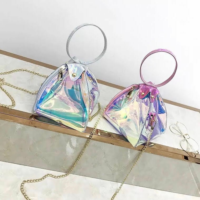 専用品　三角マチファスナーポーチ•ショルダー紐•チューリップバッグ　サイドポケ 専用品 三角マチファスナーポーチ•ショルダー紐•チューリップ