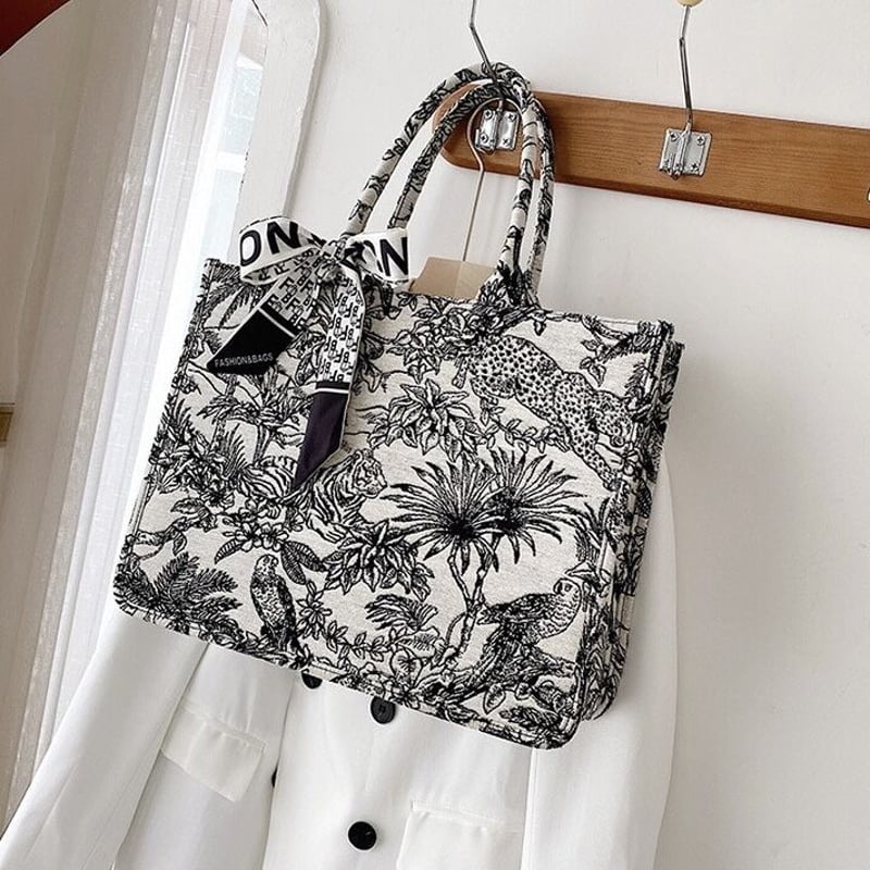 スカーフ付きCHRISTIAN DIOR トートバッグ トワル・ド・ジュイ柄 トワルドジュイ柄 トートバッグ スカーフ付き | LILIANA
