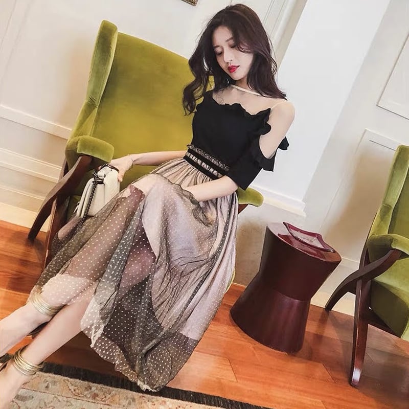 シースルーフリルオフショルダー風 チュールドットスカートドッキング