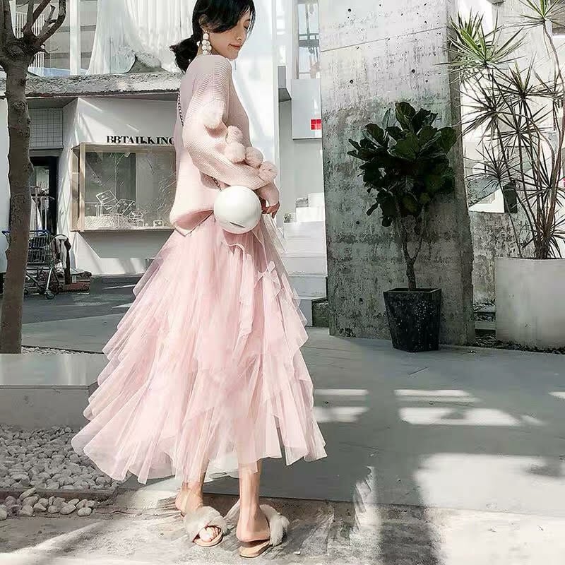 ぽんぽん付きニット＆チュールスカート セットアップ ピンク | LILIANA