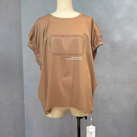 6/20Instalive 2026ss 型押しロゴドルマンTシャツ　95192606006