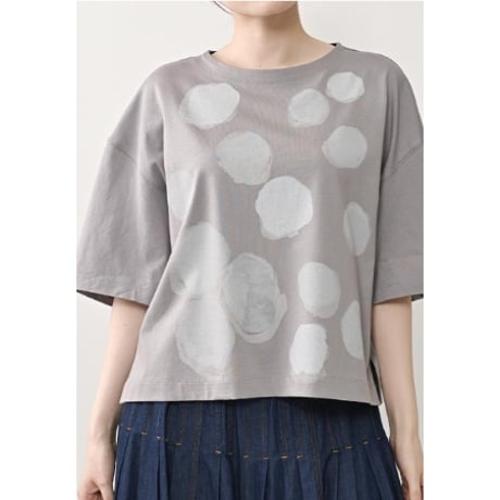 4/9 Instalive　akane　2026ss　水彩水玉Tシャツ　26168-1951E-R